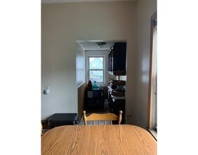 157 Pearl St, Unit 2 in Somerville, MA - Building Photo - Building Photo