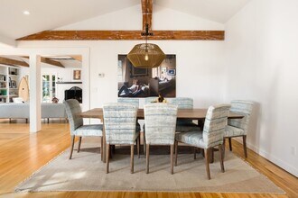 2915 Hidden Valley Ln in Santa Barbara, CA - Building Photo - Building Photo