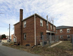 432 33rd St SE in Washington, DC - Building Photo - Building Photo