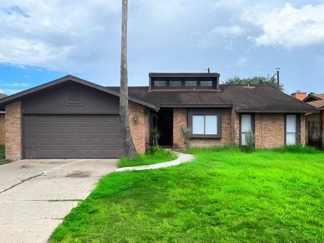 property at 994 Blue Bonnet Dr