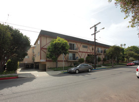 720 Raymond Ave Apartamentos