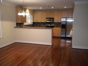 1342 Rutland St in Houston, TX - Building Photo - Building Photo