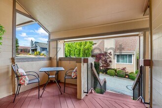 408 Green Hills Dr in Millbrae, CA - Building Photo - Building Photo