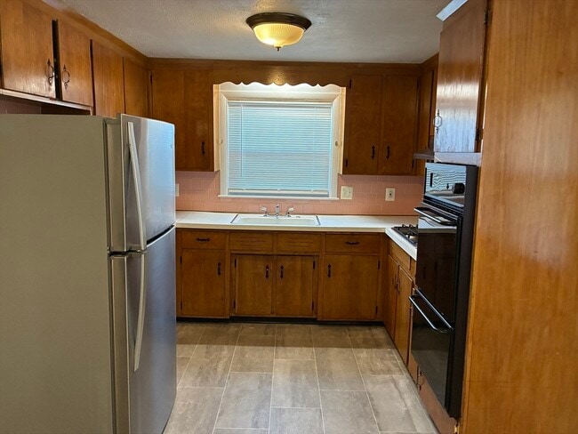 70 W Selden St in Boston, MA - Building Photo - Building Photo