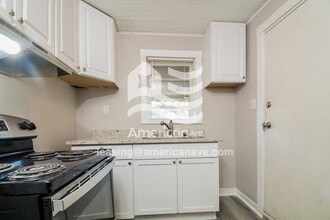 1915 Armstrong St in Fayetteville, NC - Building Photo - Building Photo