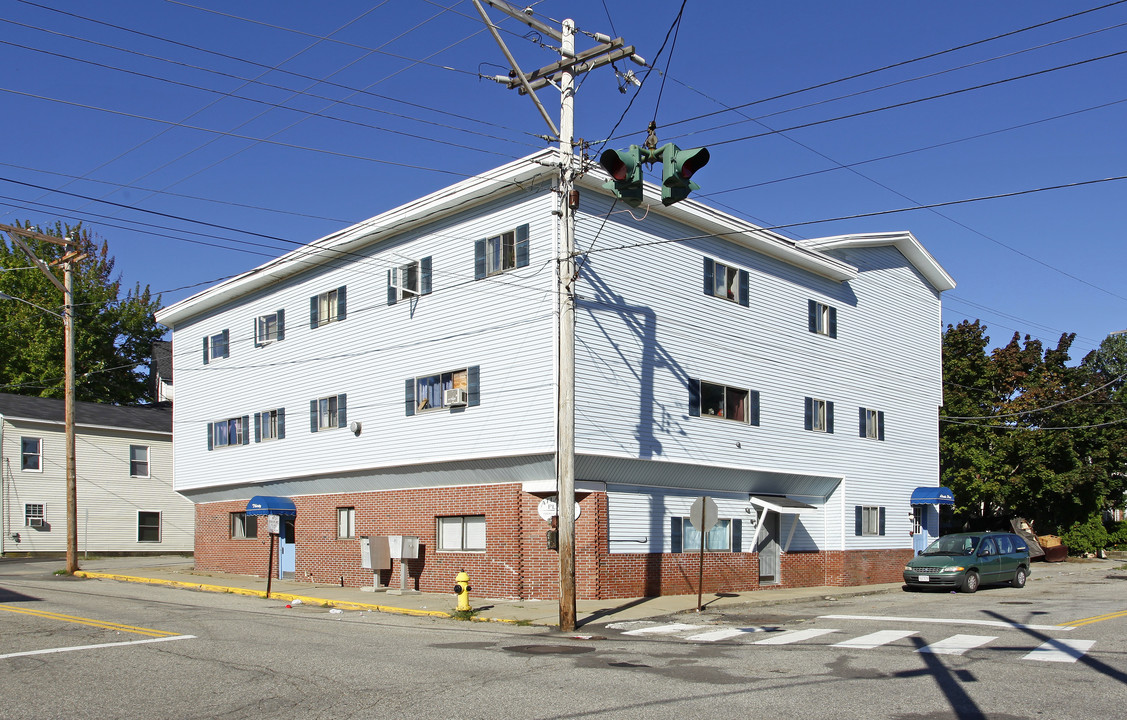 30 Washington Ave in Old Orchard Beach, ME - Building Photo