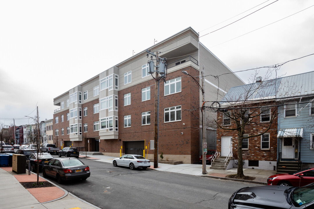 The Reserve at Park South 2 in Albany, NY - Building Photo