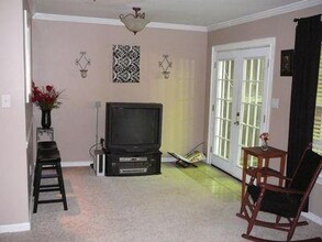 488 Salem Woods Dr SE in Marietta, GA - Foto de edificio - Building Photo