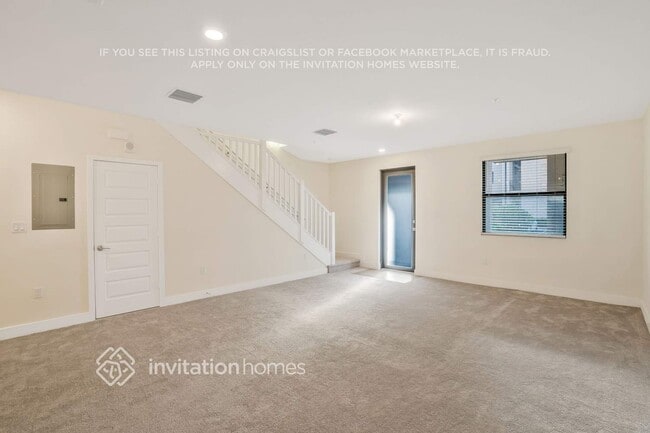 10449 NW 82nd St in Doral, FL - Building Photo - Building Photo