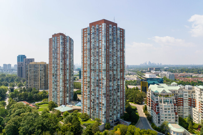 Concorde Park II in Toronto, ON - Building Photo - Building Photo