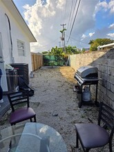 4533 NW 6th St in Miami, FL - Building Photo - Building Photo