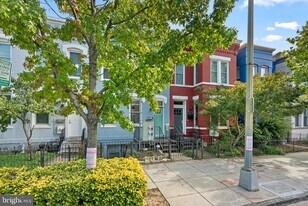 1641 4th St NW in Washington, DC - Building Photo