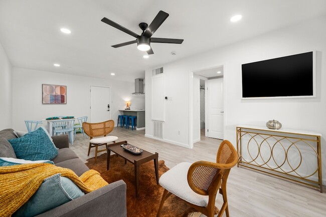 property at 3131 Cummins St
