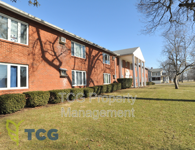 property at 445 Elm Pl