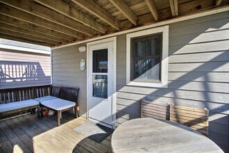 56821 North Carolina Hwy 12 in Hatteras, NC - Building Photo - Building Photo