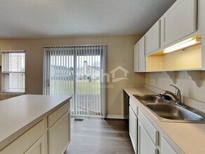 10358 Cerulean Dr in Noblesville, IN - Foto de edificio - Building Photo