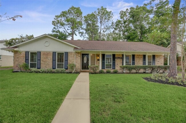 5751 Creekbend Dr