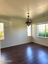 7145 Beacon Dr in Reno, NV - Building Photo - Building Photo