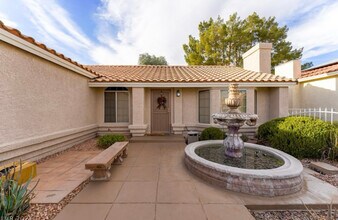 741 Rocky Trail Rd in Henderson, NV - Building Photo - Building Photo