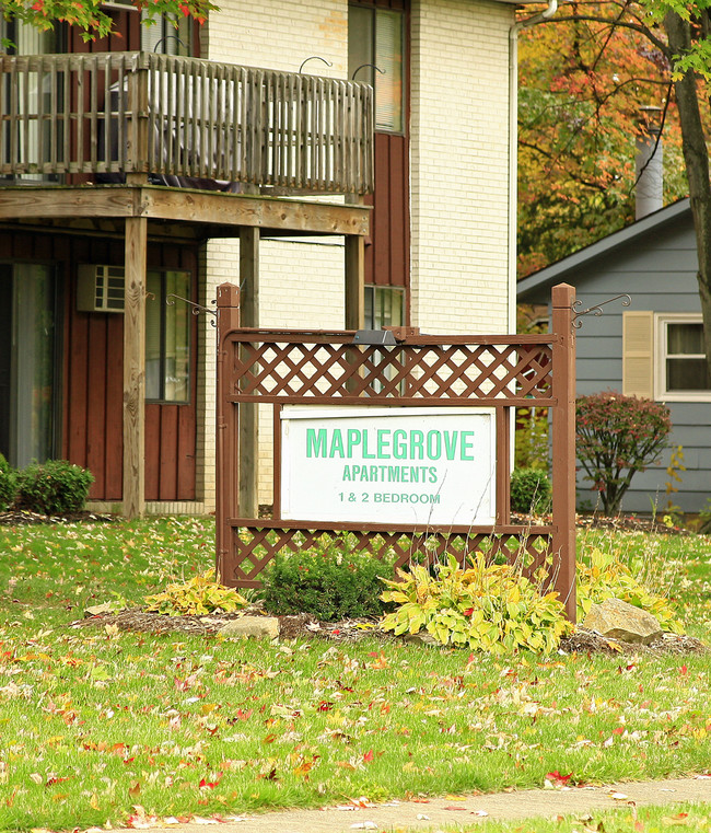 Maple Grove Apartments in Oberlin, OH - Building Photo - Building Photo