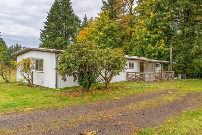 4910 140th Ave SW in Rochester, WA - Building Photo - Building Photo