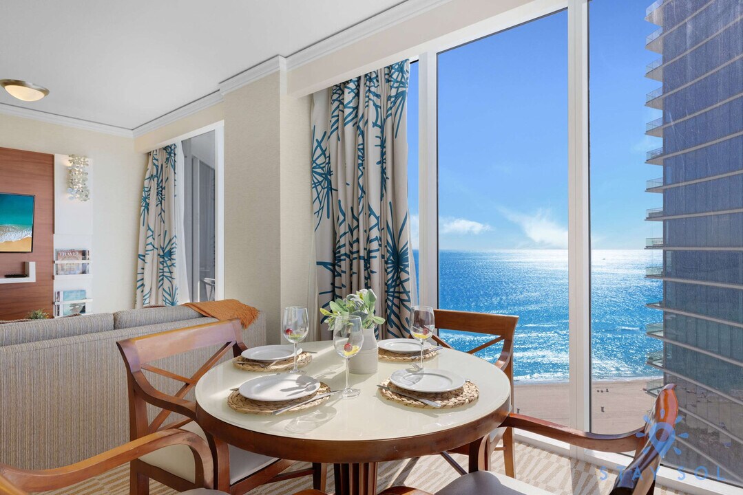 18001 Collins Ave in Sunny Isles Beach, FL - Building Photo