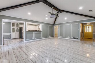 827 W 9th St in Dallas, TX - Building Photo - Building Photo