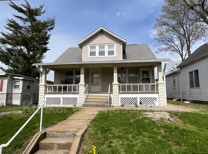 24 Iowa Ave in Belleville, IL - Building Photo