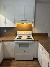 1923 Norwood St SW, Unit Unit 305 in Lenoir, NC - Building Photo - Building Photo