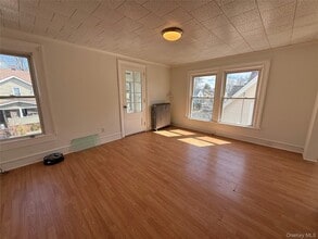 11 Knapp Ave in Middletown, NY - Building Photo - Building Photo