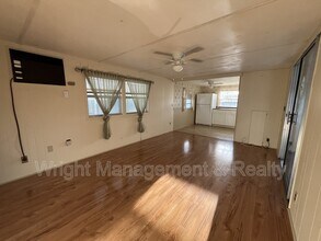 2050 Lullaby Dr in Holiday, FL - Building Photo - Building Photo