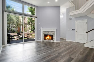 9000 Vanalden Ave in Northridge, CA - Foto de edificio - Building Photo