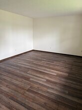 246 Rolling Acres Dr, Unit 246 in Tipp City, OH - Foto de edificio - Building Photo