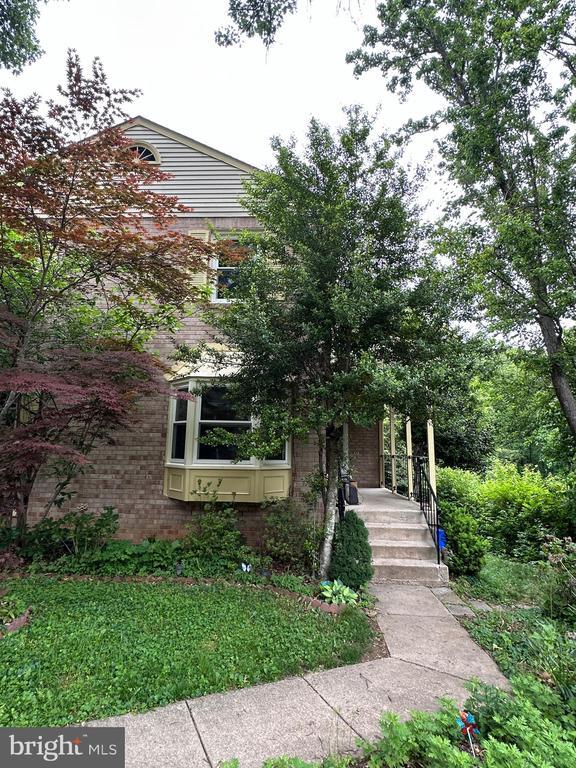 7519 Heatherton Ln in Potomac, MD - Building Photo - Building Photo
