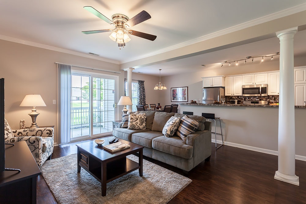 Oakmonte Apartment Homes in Webster, NY - Foto de edificio