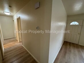 2000 Marie Dr in Carson City, NV - Building Photo - Building Photo