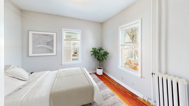 57 Assunta Rd, Unit 2 in Revere, MA - Foto de edificio - Building Photo