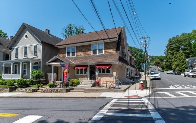 property at 326 N Broadway