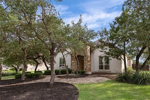 415 Bitterroot Ln in Austin, TX - Building Photo