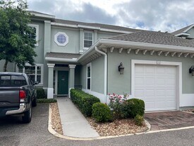 2142 Daylily Ln in Fernandina Beach, FL - Building Photo