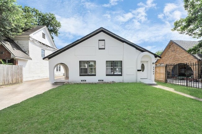property at 2902 Truxillo St