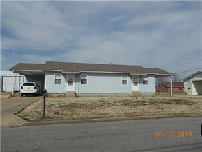 329-332 Robin Dr in Ripley, TN - Building Photo - Building Photo