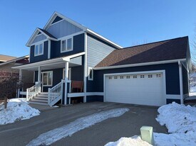 15678 Duck Pond Way in Apple Valley, MN - Building Photo