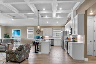 6692 Estero Bay Dr in Ft. Myers, FL - Building Photo - Building Photo