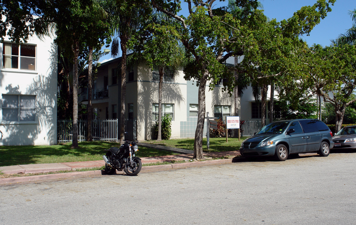 1040 Jefferson Ave in Miami Beach, FL - Foto de edificio