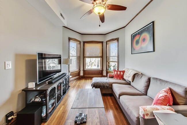 3746 N Hermitage Ave in Chicago, IL - Building Photo - Building Photo