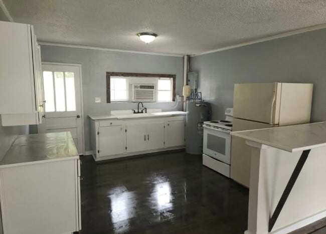 property at 1326 Barry St