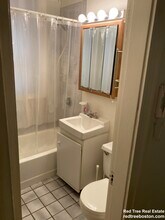 1673 Commonwealth Ave, Unit 8 in Boston, MA - Building Photo - Building Photo