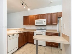 17333 NW 7th Ave in Miami Gardens, FL - Building Photo - Building Photo
