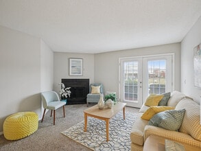 Sagebrook of Chapel Hill in Chapel Hill, NC - Building Photo - Building Photo